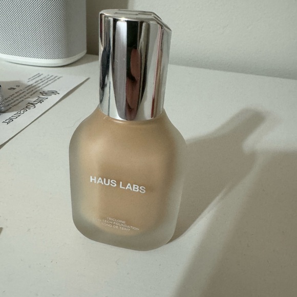 Makeup lot Haus labs triclone foundation and concealer (2), one size primer - Picture 7 of 10